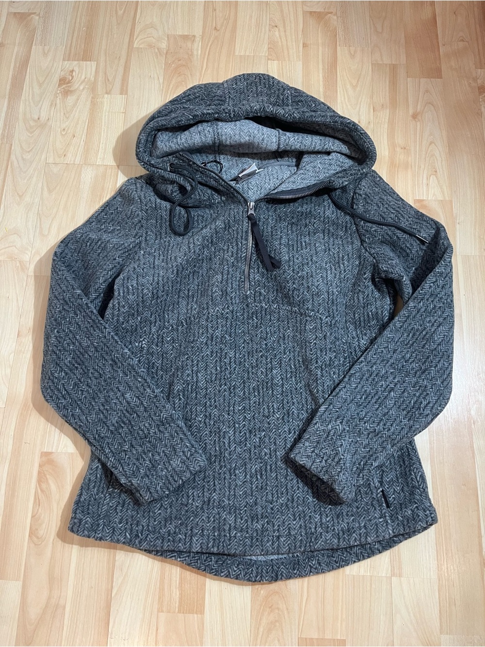 Avalanche Women's Hailey Herringbone 1/2‎ Zip Polar Fleece Hoodie medium